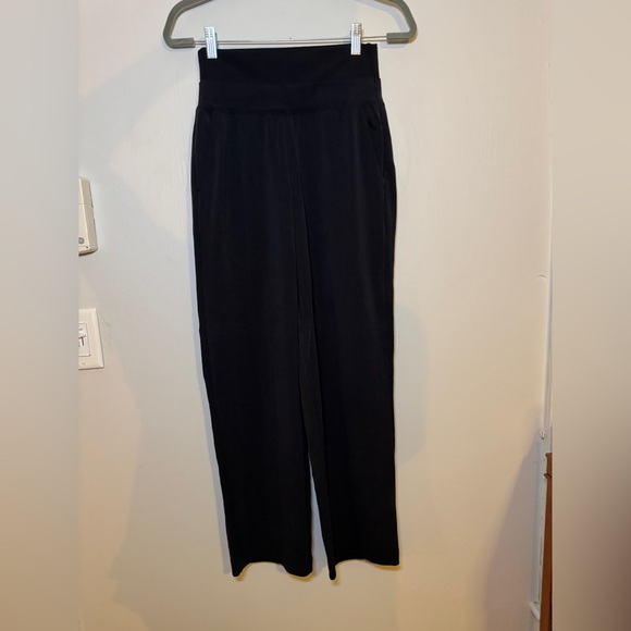 Athleta Seasoft Wide-leg Pant - XS - Black - Picture 2 of 6